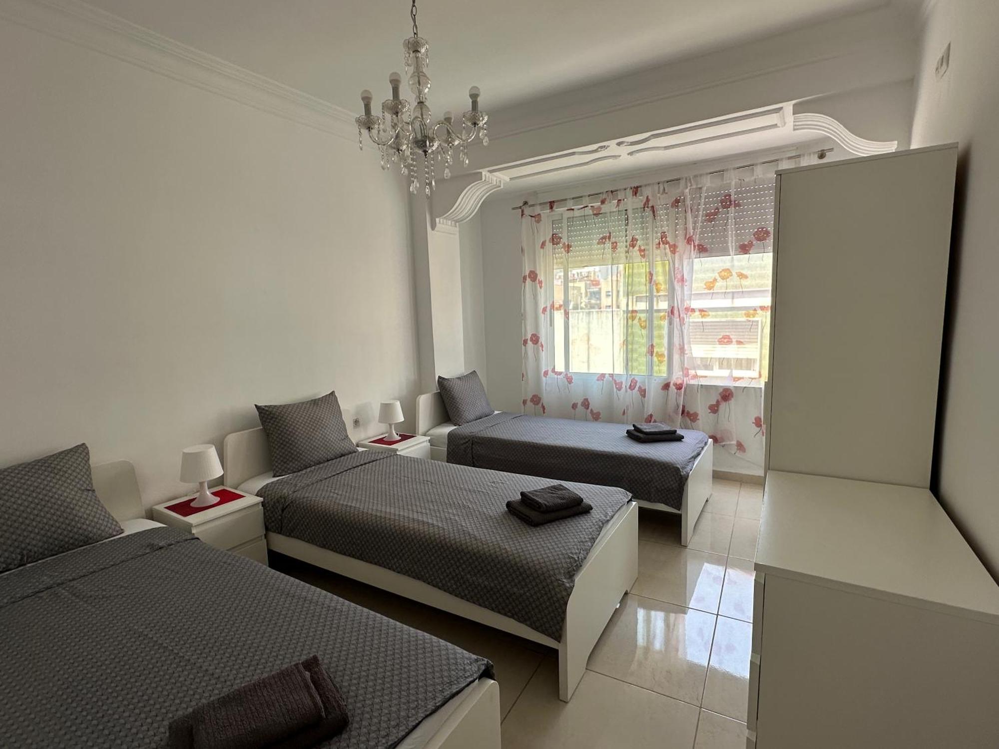 Modern And Bright 5 Bedroom Apartment Del Prado กันดิอา ภายนอก รูปภาพ